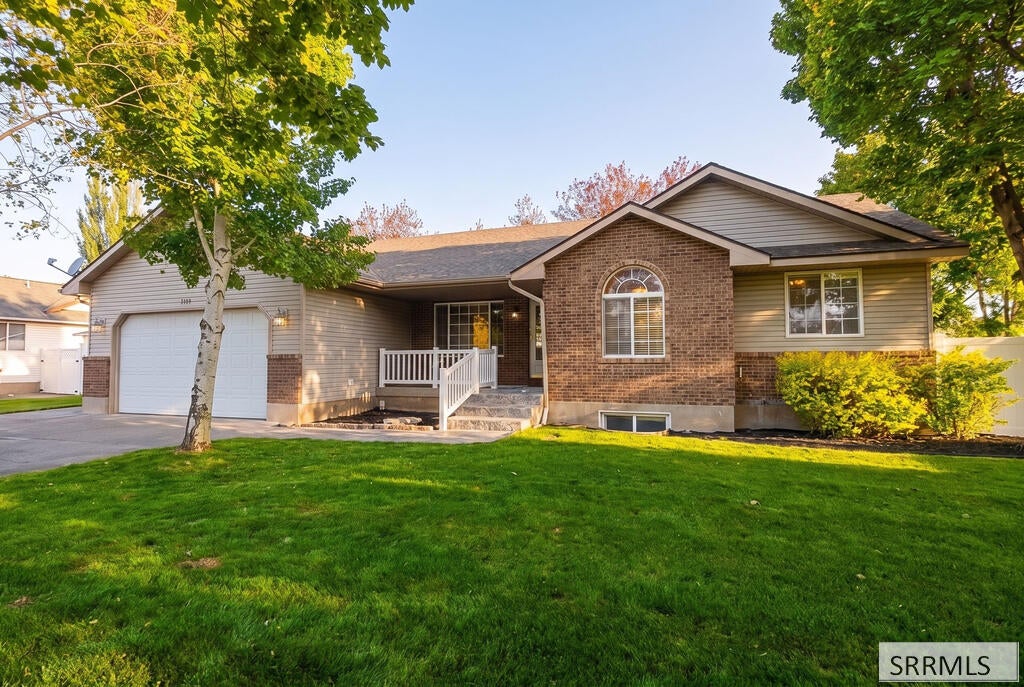 3865 Orchard Circle