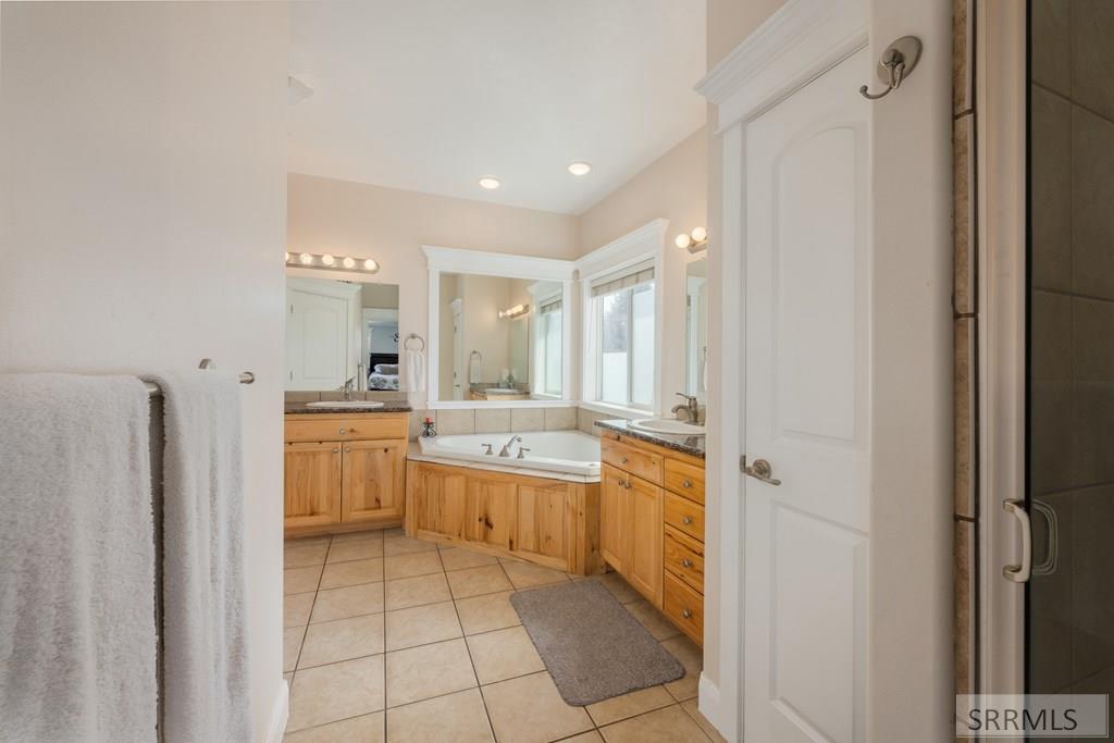3935 John Adams Parkway, IDAHO FALLS, Idaho image 29