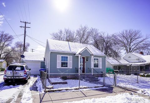 Photo of 1221 E Fremont Street, POCATELLO, ID 83201 (MLS # 2184467)