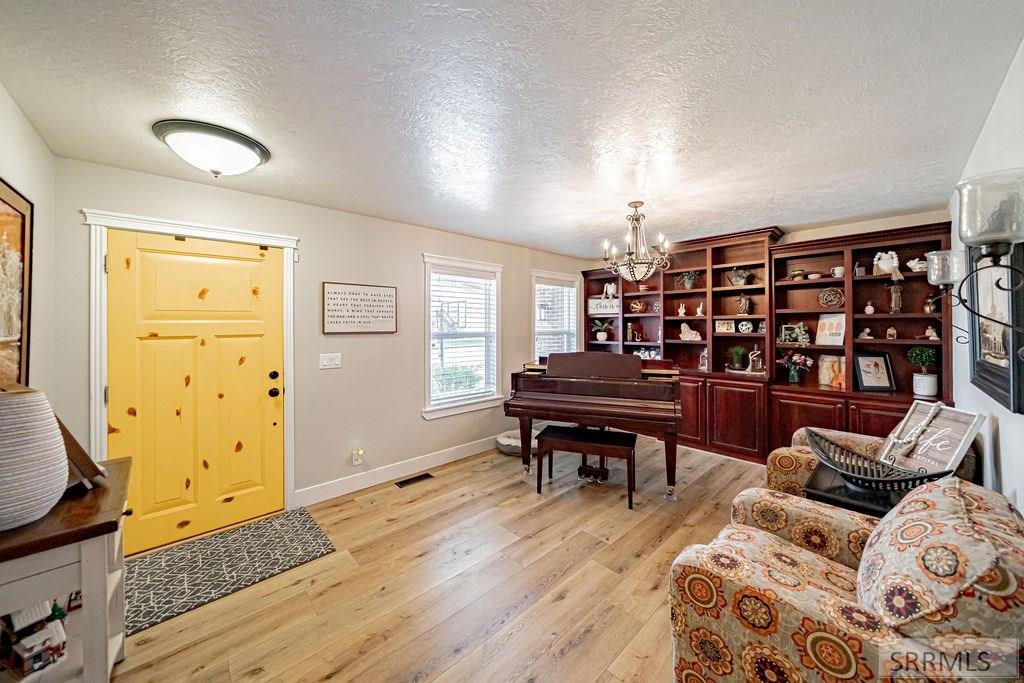 5608 Veil Drive