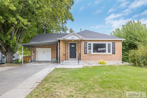 Photo of 267 E 2nd S, REXBURG, ID 83440 (MLS # 2179239)