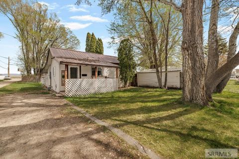 Photo of 218 Bonham St, RIGBY, ID 83442 (MLS # 2185623)
