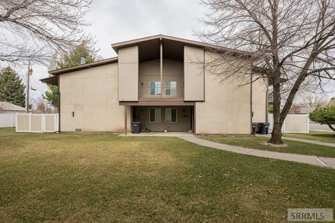 Photo of 1446 S Woodruff Avenue, IDAHO FALLS, ID 83404 (MLS # 2185066)