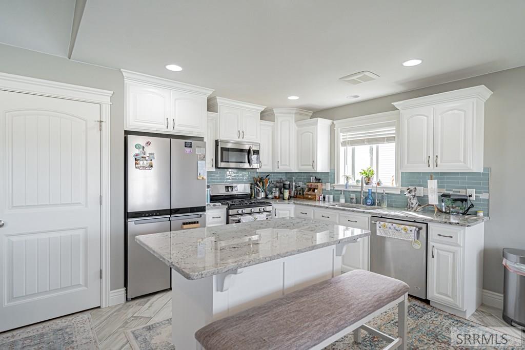 597 Lost River Road, IDAHO FALLS, Idaho image 3
