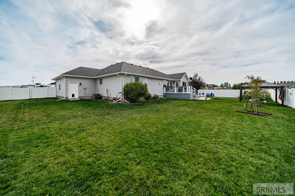 597 Lost River Road, IDAHO FALLS, Idaho image 35