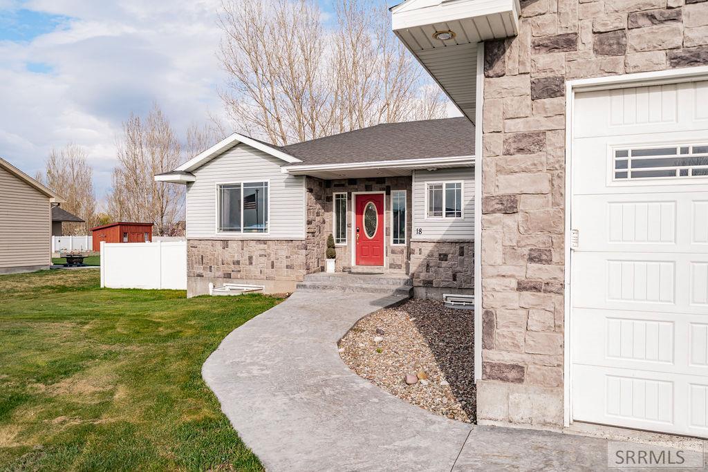 18 N Elm Lane, RIGBY, Idaho image 1