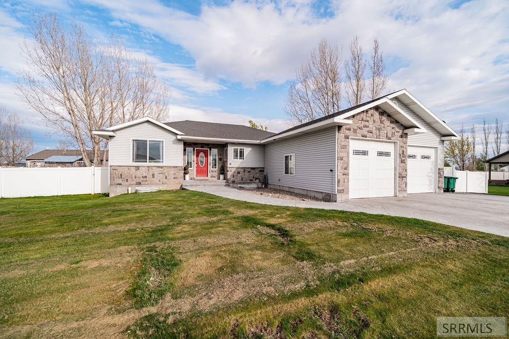 18 N Elm Lane, RIGBY, Idaho image 5
