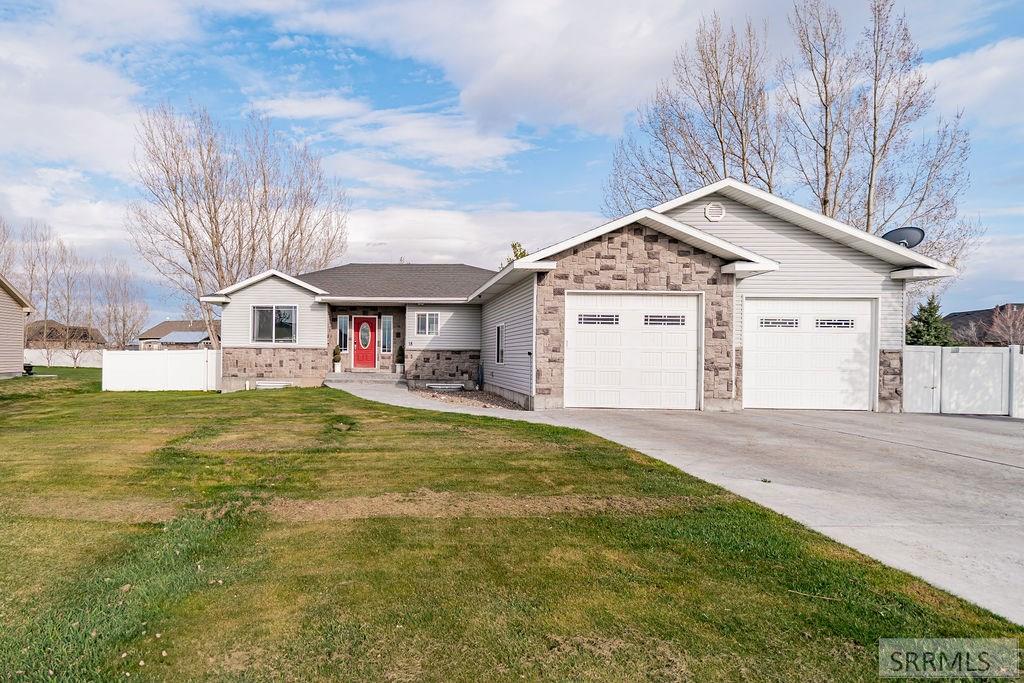 18 N Elm Lane, RIGBY, Idaho image 2