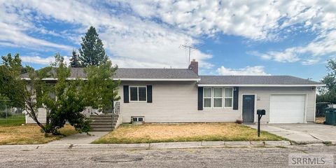 Photo of 350 Salem Avenue, REXBURG, ID 83440 (MLS # 2175173)
