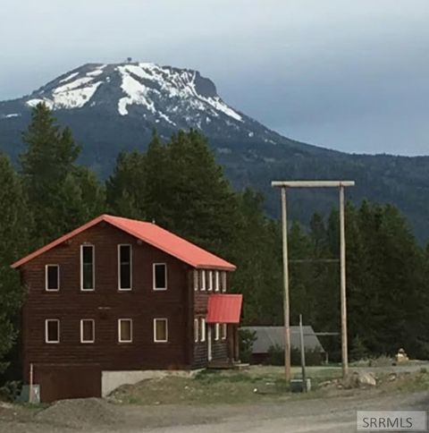 Photo of 4120 Quakie Lane, ISLAND PARK, ID 83429 (MLS # 2185176)