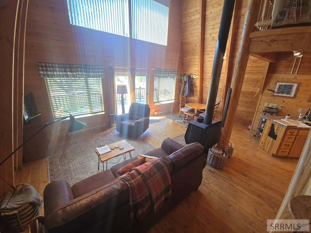 3318 Last Chance Drive, ISLAND PARK, Idaho image 28