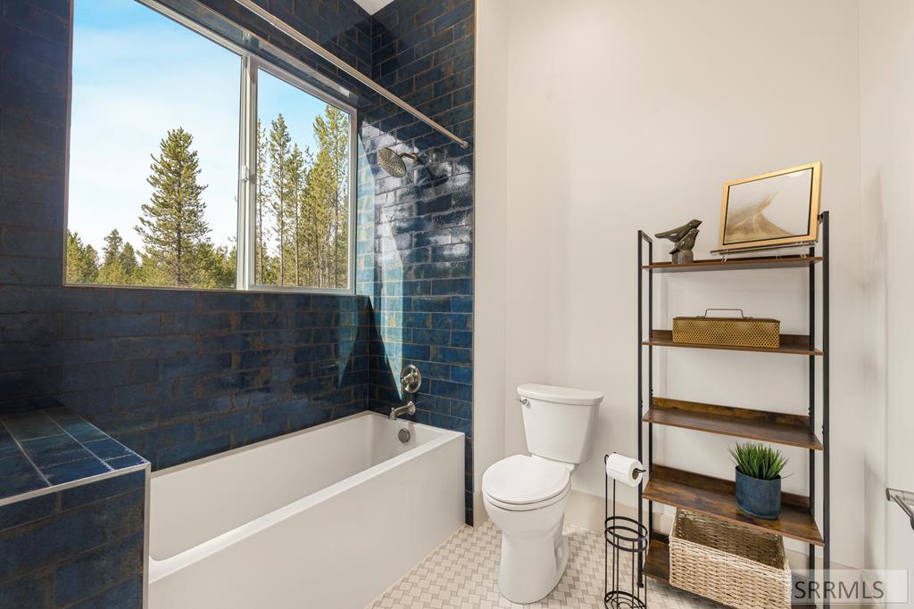 3949 Cowan Road, ISLAND PARK, Idaho image 25