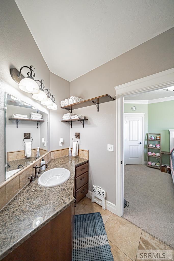 230 Hewlett, POCATELLO, Idaho image 45