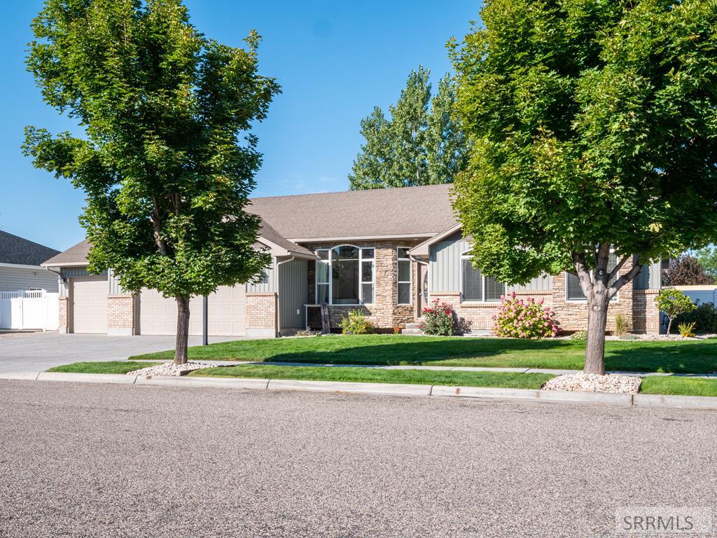 4240 Silverado Drive, IDAHO FALLS, Idaho image 1