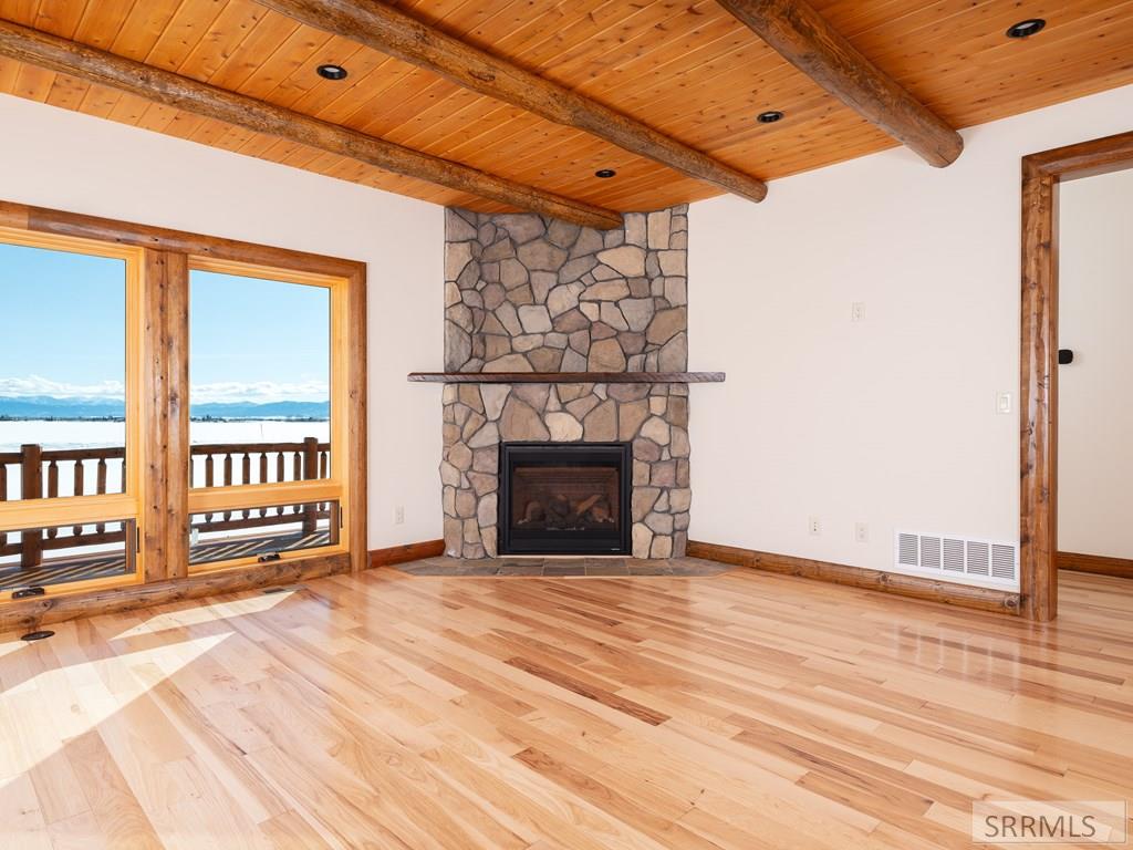 4660 Pale Morning Drive, TETONIA, Idaho image 8