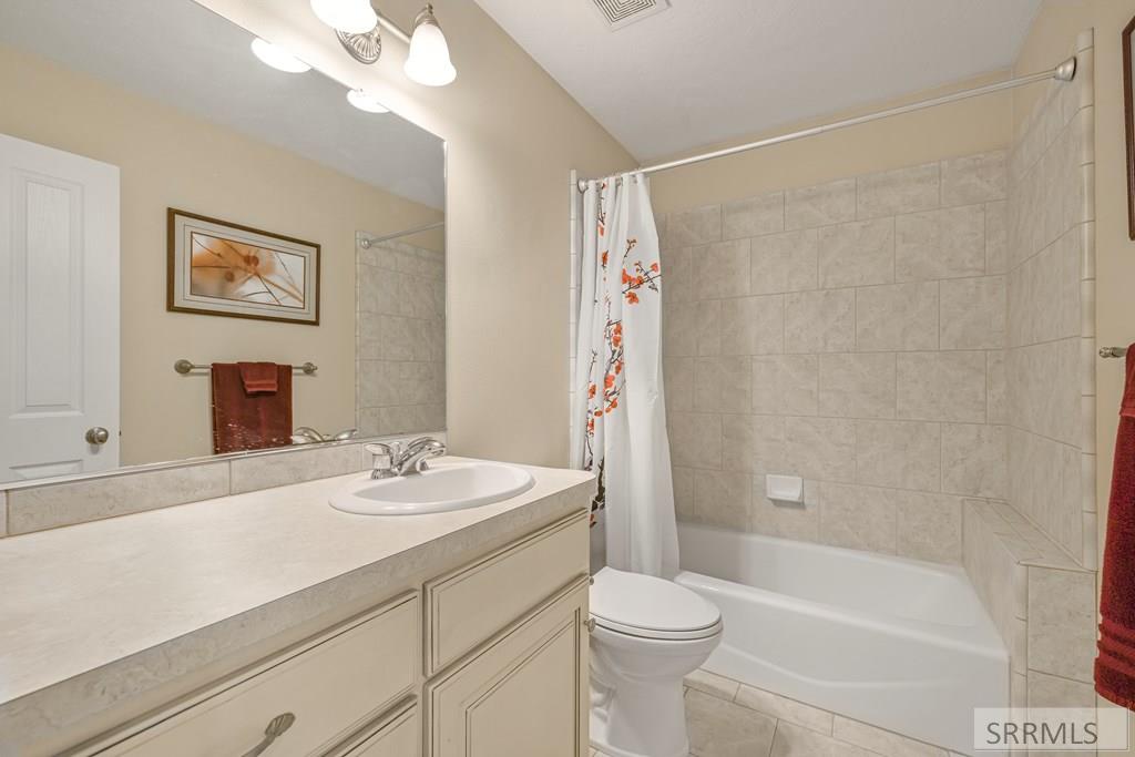 6644 S Ensenada Circle, IDAHO FALLS, Idaho image 14