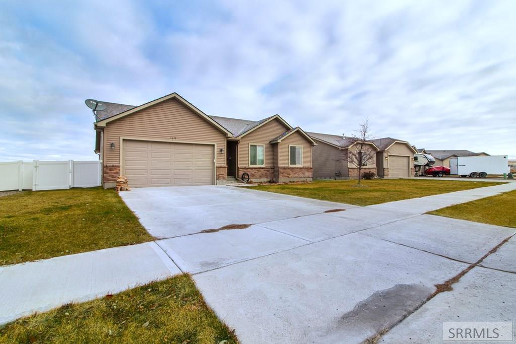 5191 Ryanne Way, IONA, Idaho image 44