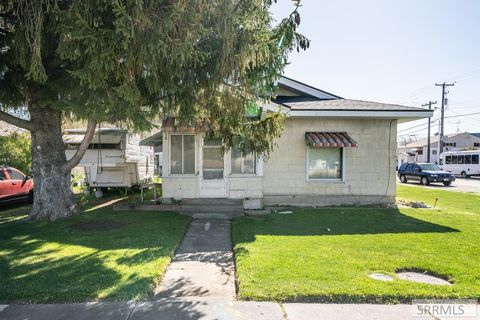Multifamily For Sale - 406 1st W<br/> RIRIE, ID 83443