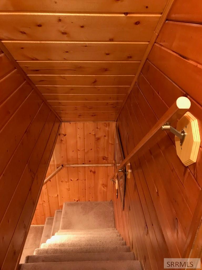 4205 Holden Loop Road, ISLAND PARK, Idaho image 23
