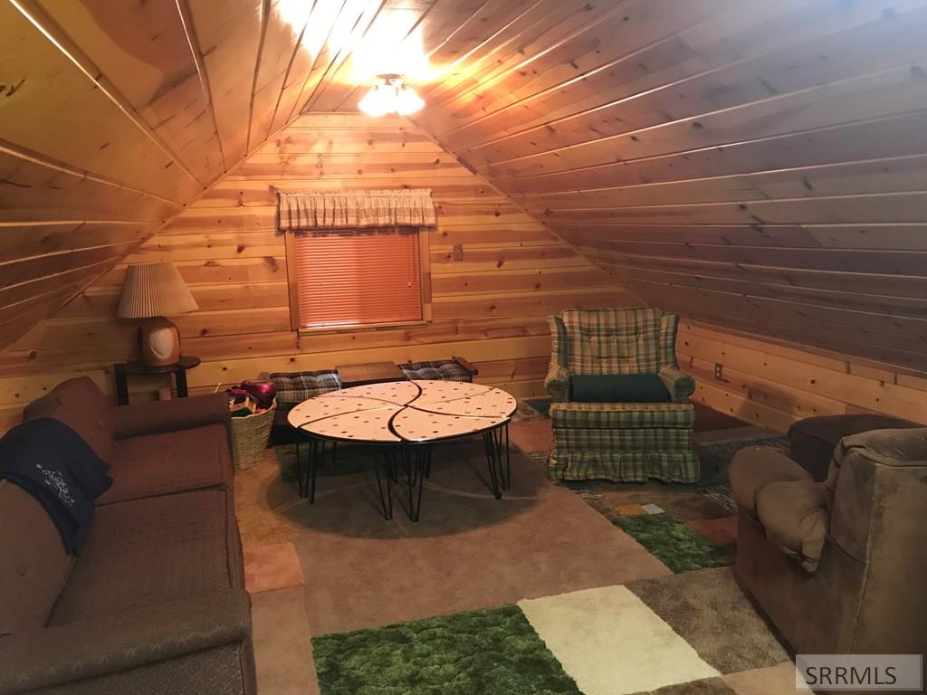 4205 Holden Loop Road, ISLAND PARK, Idaho image 21