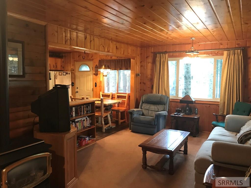 4205 Holden Loop Road, ISLAND PARK, Idaho image 19