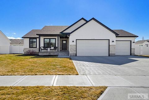130 Castlerock Lane IDAHO FALLS ID 83404