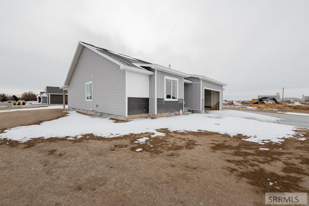 925 Jack Ln, IDAHO FALLS, Idaho image 3