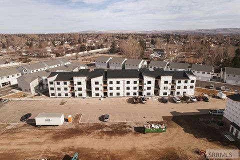Photo of 796 E Sunnyside Road #203, IDAHO FALLS, ID 83401 (MLS # 2180667)