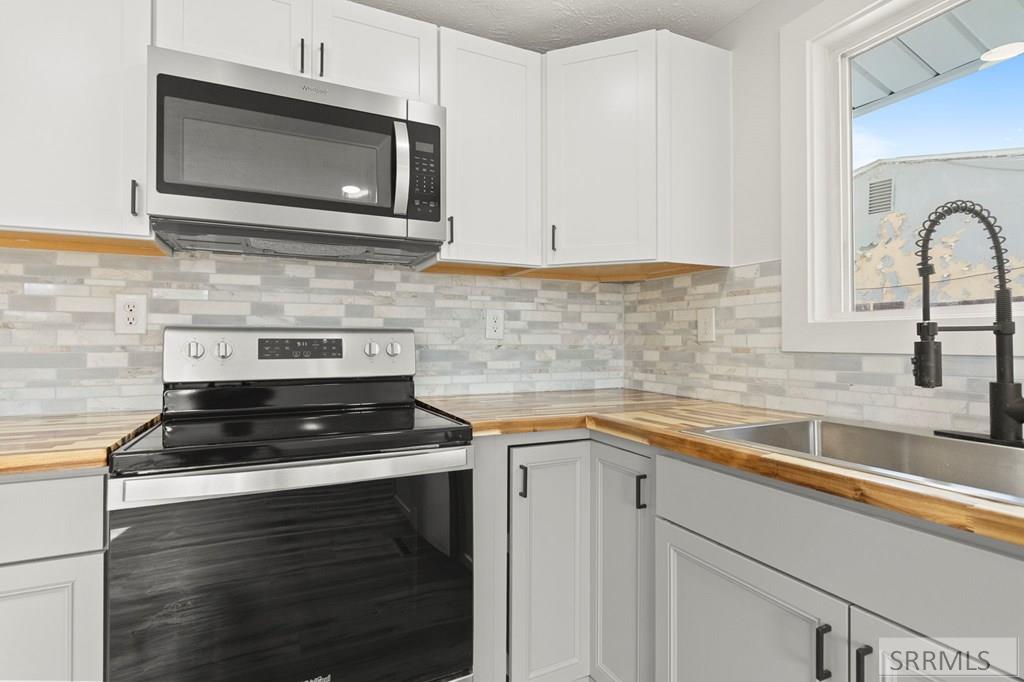 1055 Garfield Street