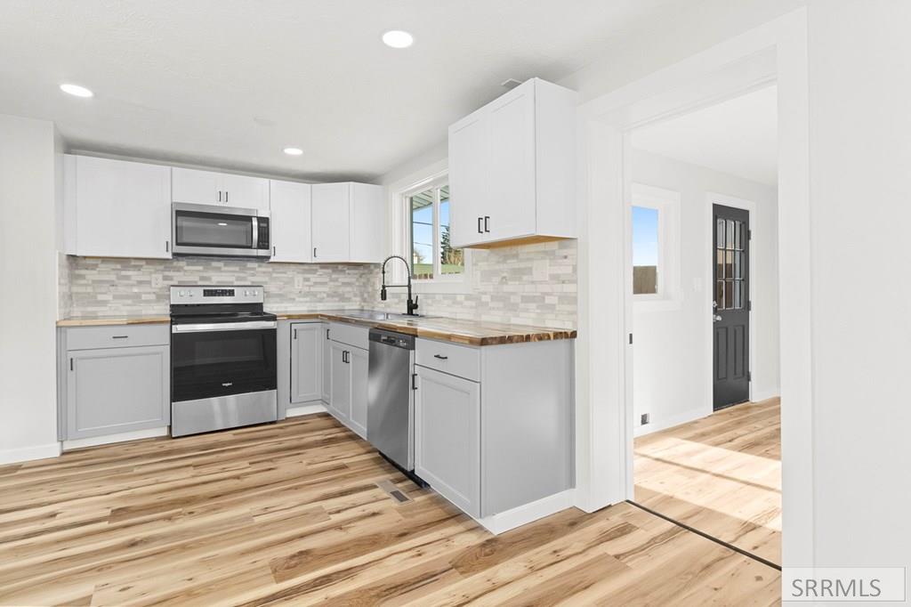 1055 Garfield Street