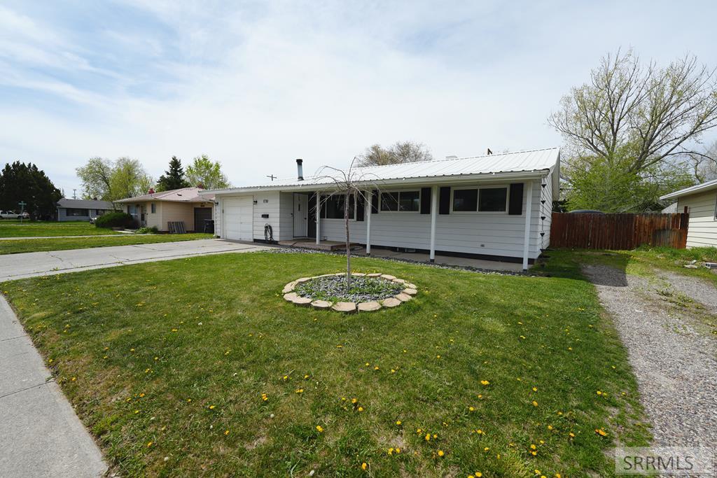 1730 Curlew Drive