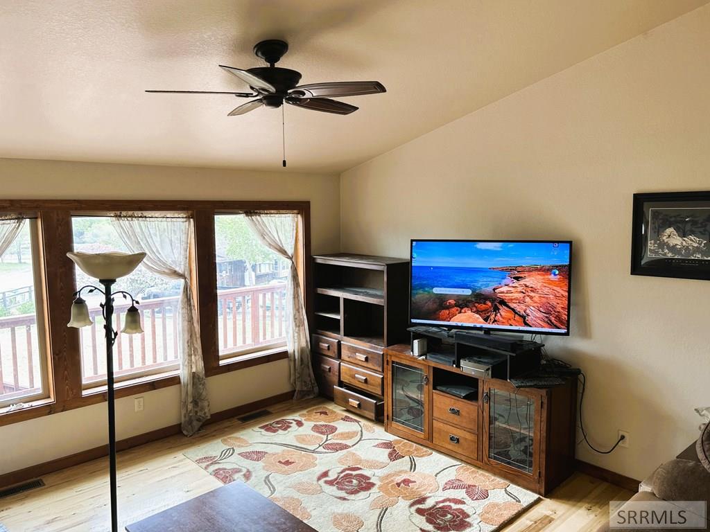 409 Lombard Street, SALMON, Idaho image 9