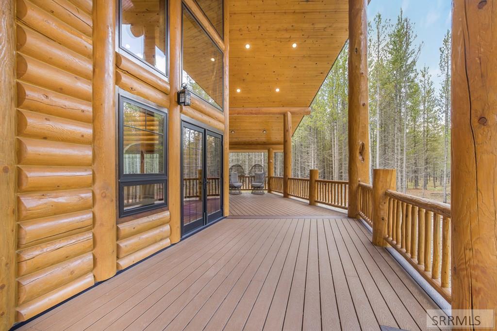 4000 Buck Run, ISLAND PARK, Idaho image 9