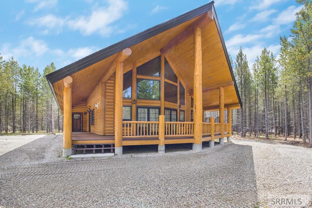 4000 Buck Run, ISLAND PARK, Idaho image 2