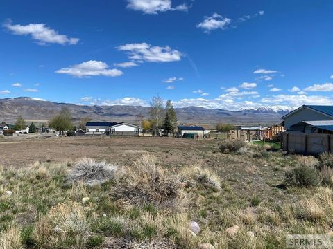 Photo of 921 Custer Street, CHALLIS, ID 83226 (MLS # 2185622)