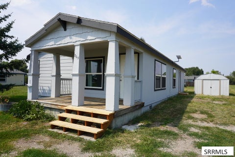 Mobile Home For Sale - 205 E Opal Avenue<br/> Teton County, DRIGGS, ID 83422