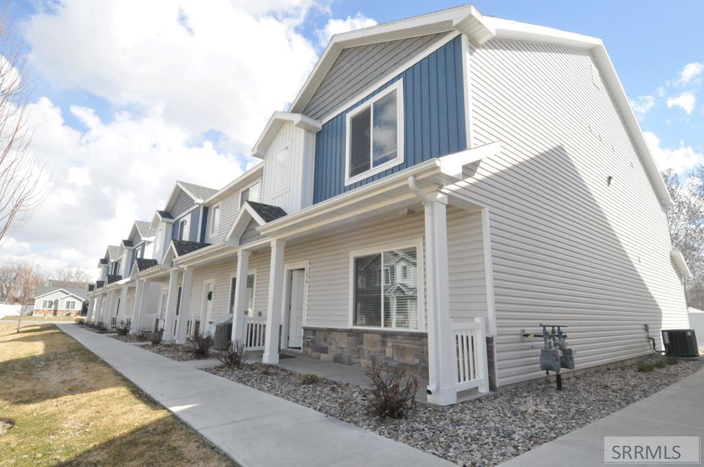 196 S Emery Lane, IDAHO FALLS, Idaho image 1