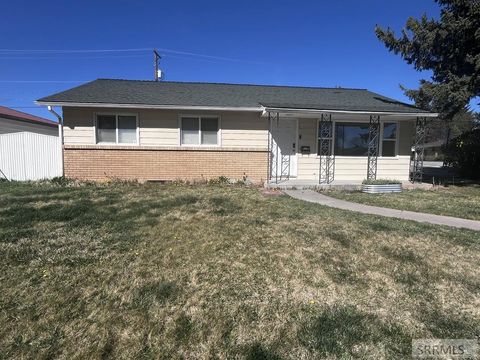 Photo of 556 Westhill Avenue, IDAHO FALLS, ID 83402 (MLS # 2185262)