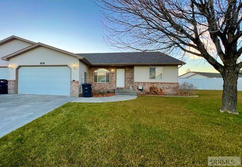 Photo of 978 Edinburg Circle, AMMON, ID 83406 (MLS # 2181151)