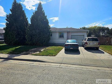 Homes For Sale - 376 Edwards Avenue<br/> Bingham County, SHELLEY, ID 83274