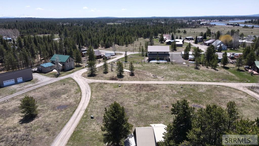 3416 Oakwood Drive, ISLAND PARK, Idaho image 5