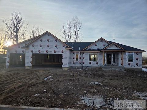 Photo of 5446 Rip TideRoad Rd, IDAHO FALLS, ID 83404 (MLS # 2182292)