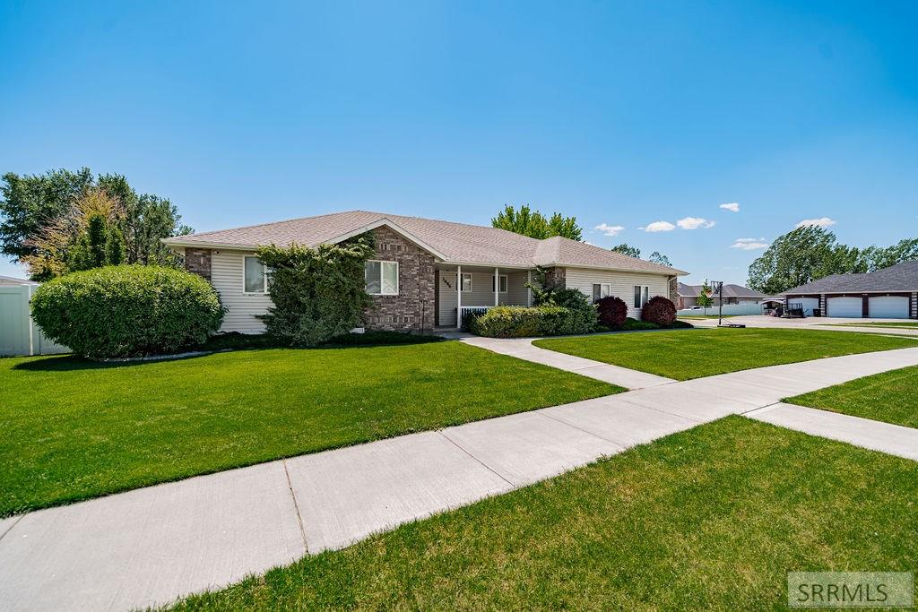 3886 Taylorview Lane