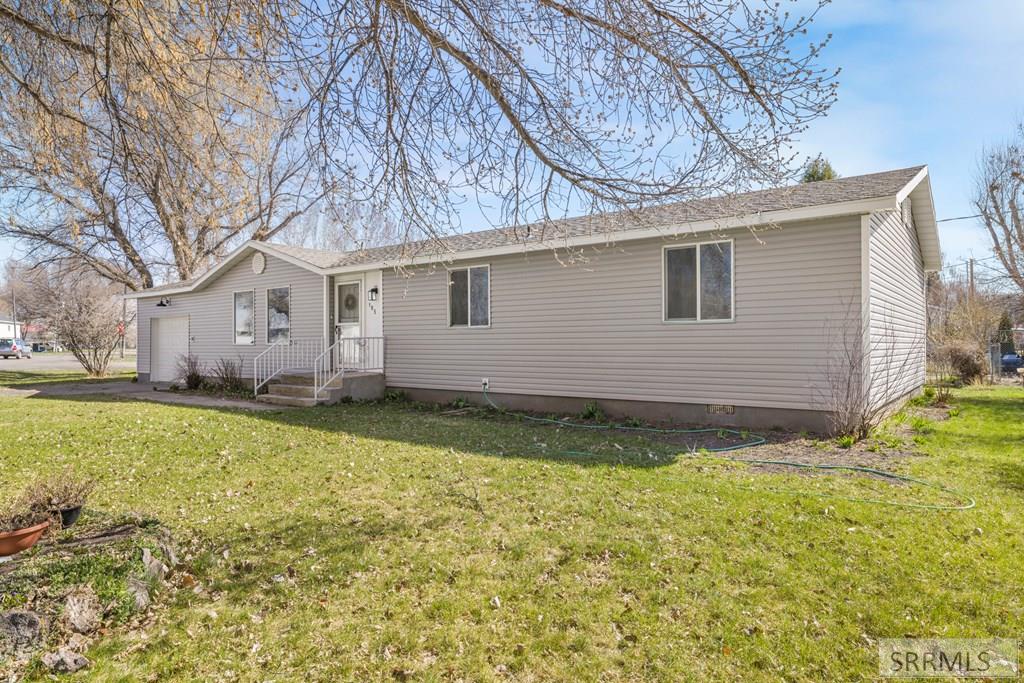 105 S Front Street, SUGAR CITY, Idaho image 3