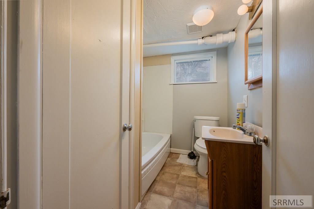 343 N Park Avenue, SHELLEY, Idaho image 35