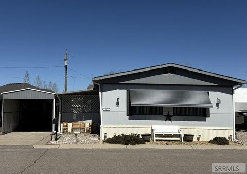 Photo of 330 W Chubbuck Road #37, CHUBBUCK, ID 83202 (MLS # 2184912)