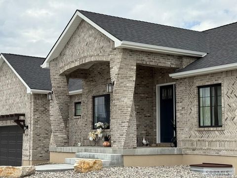 Photo of 1078 Greenside Loop, REXBURG, ID 83440 (MLS # 2180019)