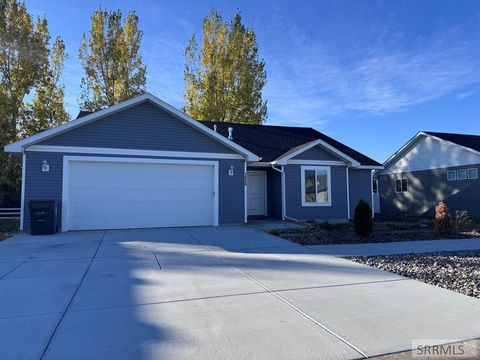Photo of 1836 Dingo Run, BLACKFOOT, ID 83221 (MLS # 2180258)
