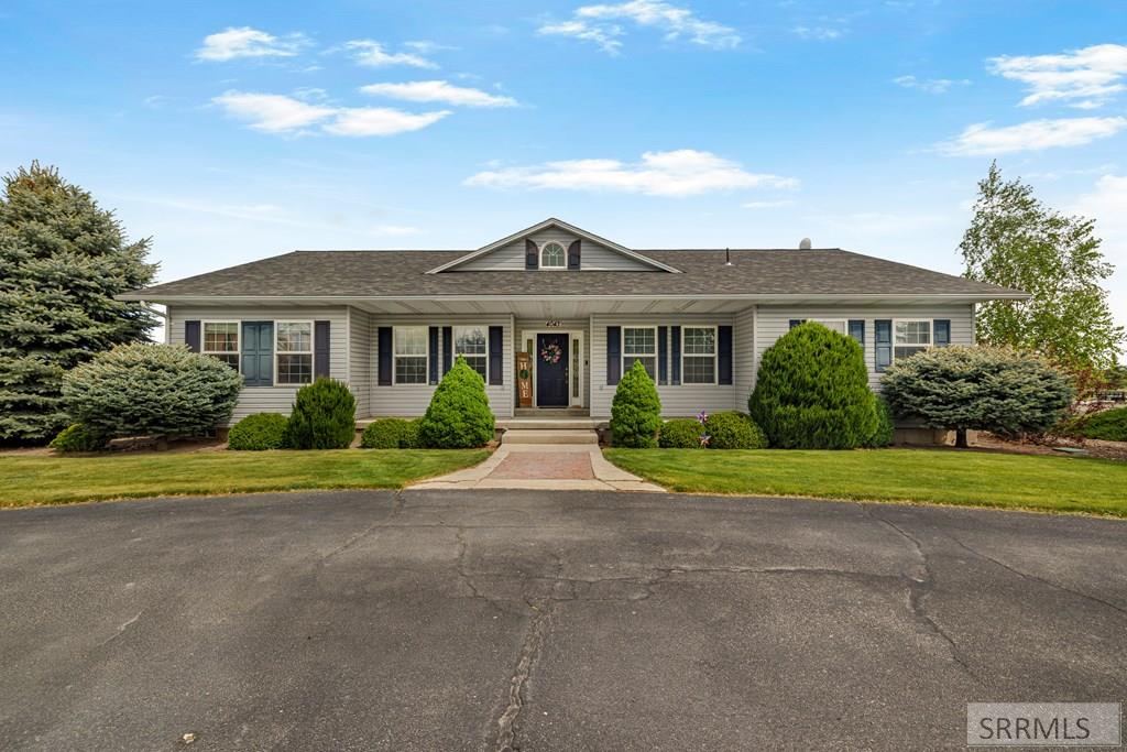 4043 Molly Drive