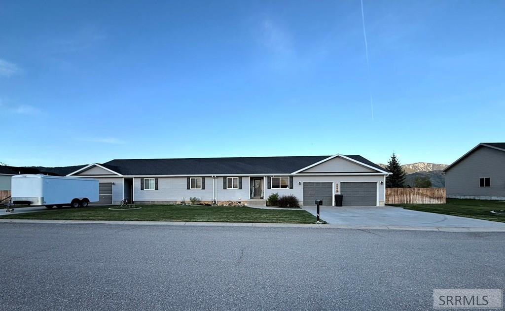 105 S 8th E, GRACE, Idaho image 3